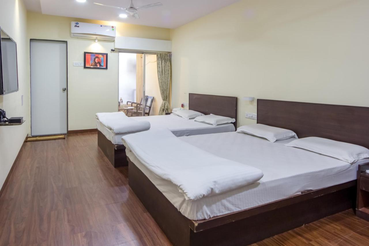 Apple Tree Apartments Koregaon Park Пуна Экстерьер фото